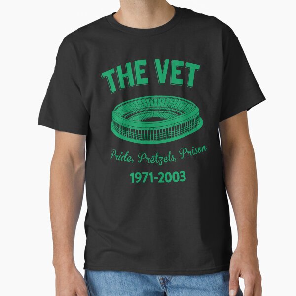 THE VET Pride Pretzels Prison 1971-2003 Classic T-Shirt