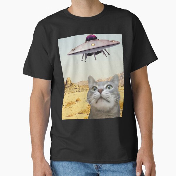 Flying Saucer Feline Fun Classic T-Shirt