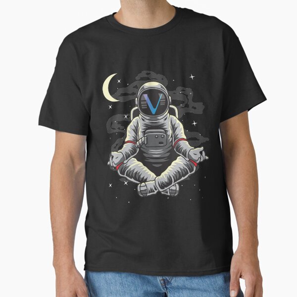 Astronaut Yoga Vechain VET Coin To The Moon Crypto Token Blockchain Cryptocurrency Wallet Classic T-Shirt