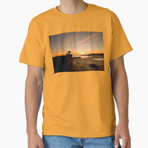 Cullercoats Bay Sunrise Classic T-Shirt
