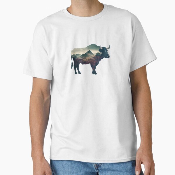 Bull in Mountains: Double Exposure Art Classic T-Shirt