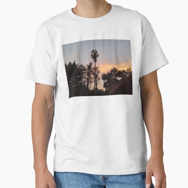 Palm tree and blue skies Classic T-Shirt