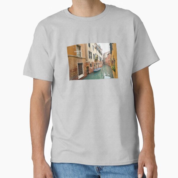 Canal in Venice, Venezia, Veneto, Italia Classic T-Shirt