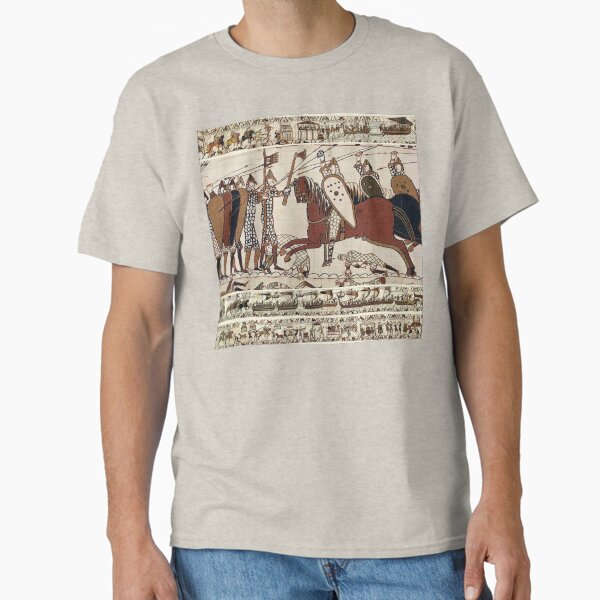 THE BAYEUX TAPESTRY ,BATTLE OF HASTINGS ,NORMAN KNIGHTS COMBATTING HORSEBACK Classic T-Shirt