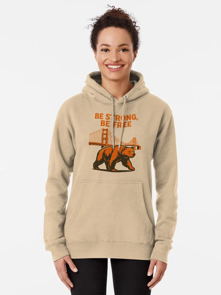 Bear in San Francisco - Be Strong, Be Free Classic T-Shirt
