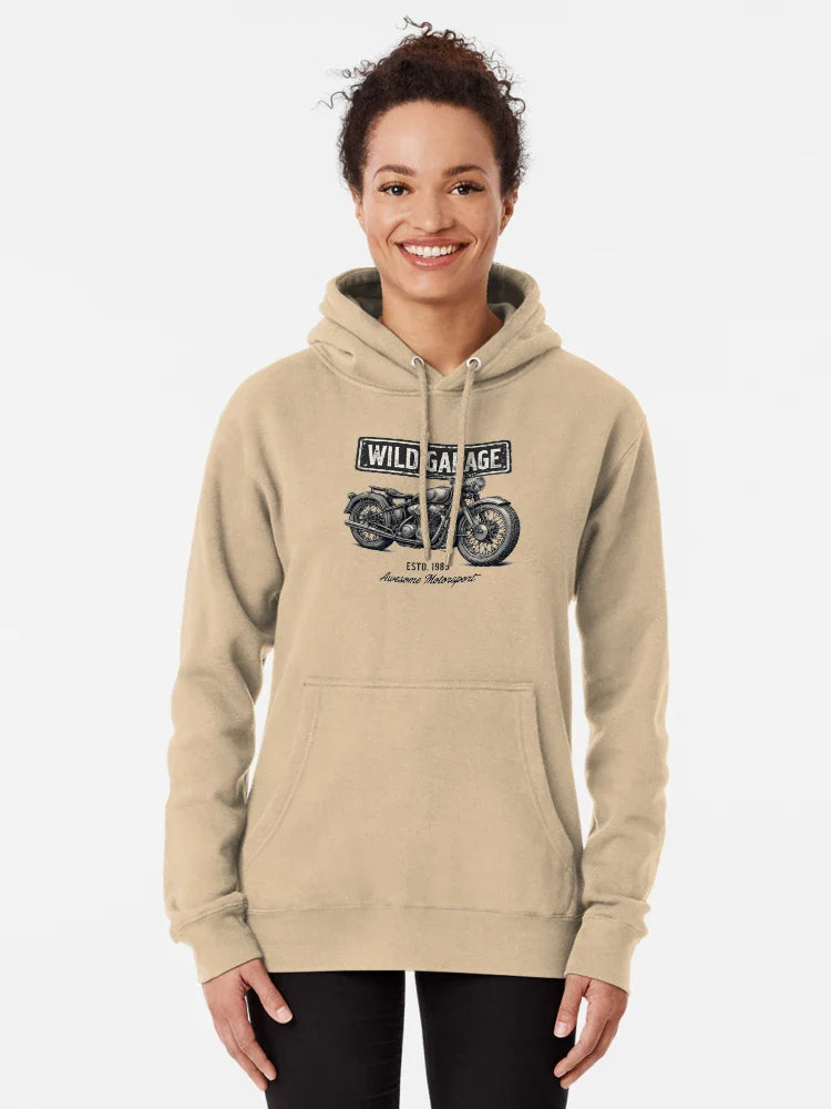 Wild garage motor Classic T-Shirt