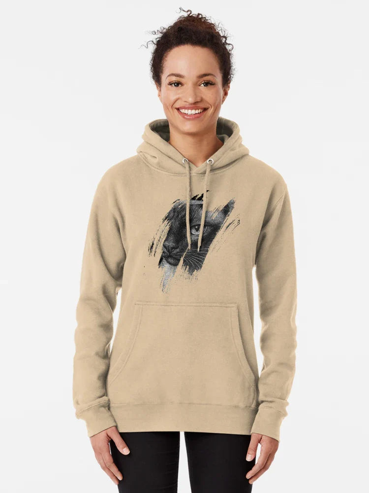 Chic Siamese Cat Engraving for Cat-Loving Women Classic T-Shirt