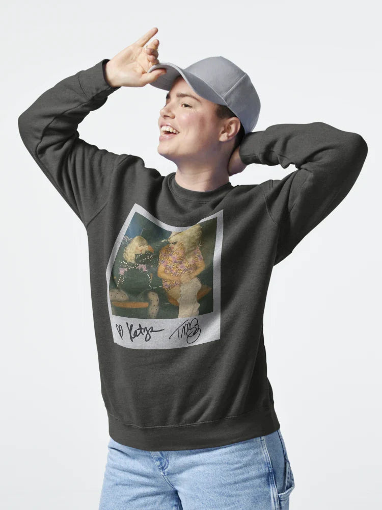TRIXIE AND KATYA PUSSY WATCH Classic T-Shirt