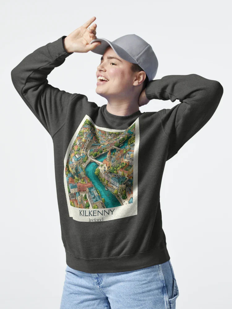 Kilkenny Poster – Medieval Maze & Castle at the Center Classic T-Shirt