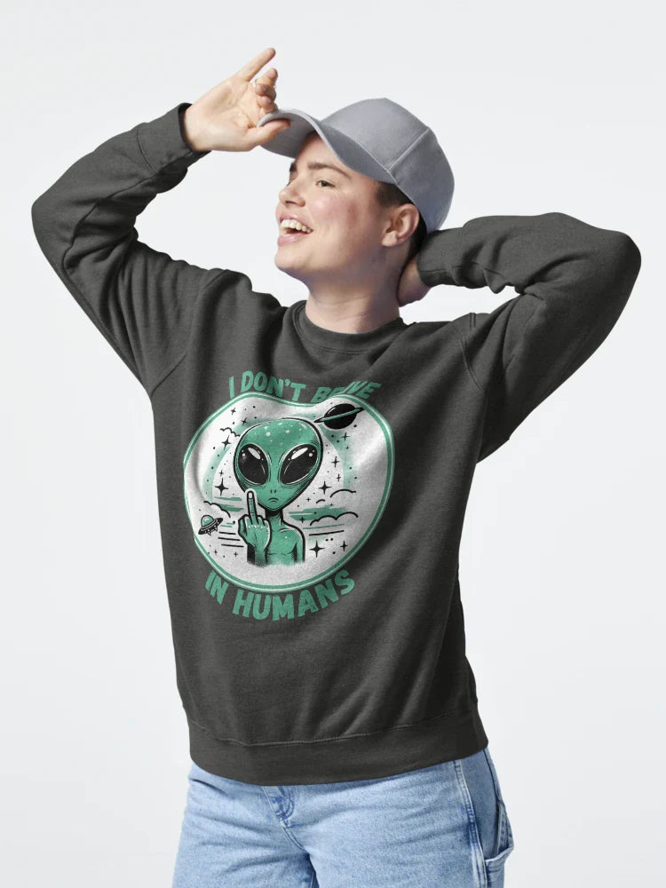 Alien Attitude – Funny Retro UFO Middle Finger Space Art Classic T-Shirt