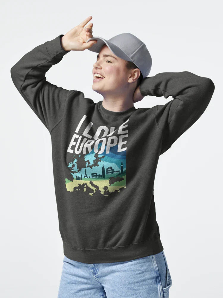 I Love Europe Skyline Adventure Travel Enthusiasts Classic T-Shirt