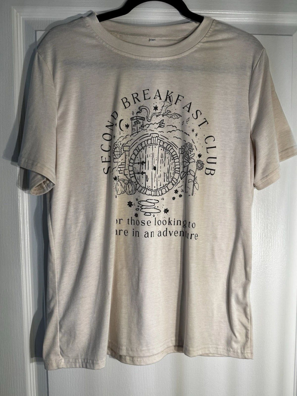 Men's Beige Short Sleeve Crew Neck Second Breakfast Club Graphic T-Shirt Fantasy