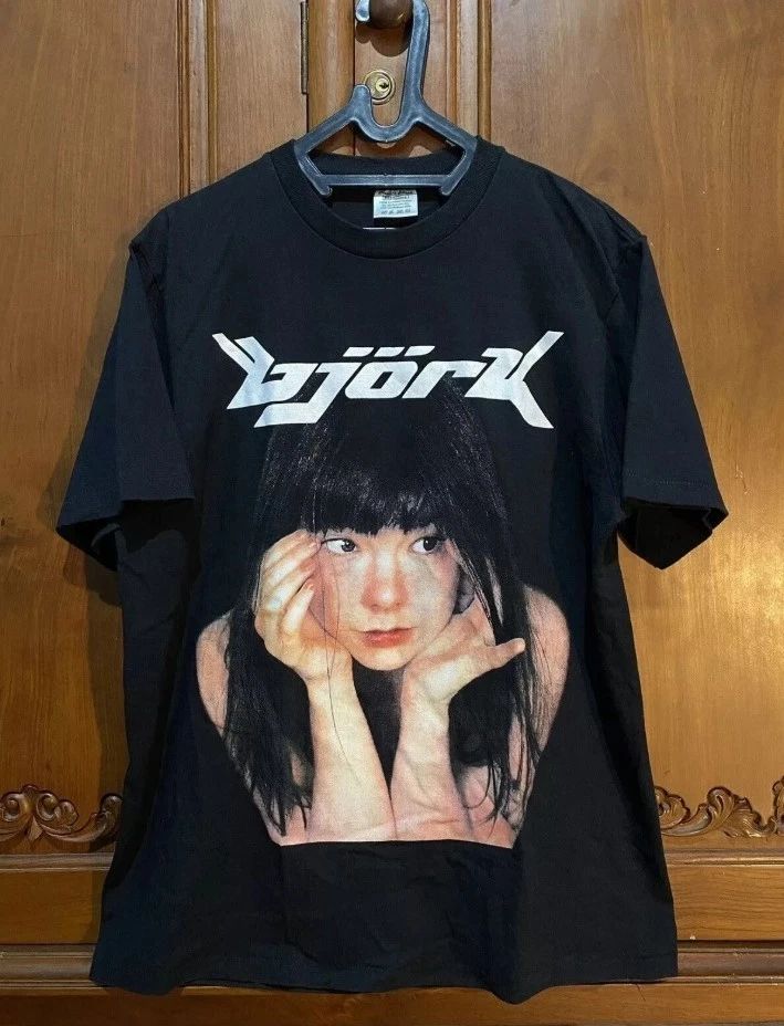 HOT - Bjork 90s Tour Shirt Bjork Black Unisex T-shirt Reprint S-5XL Gift For Fan